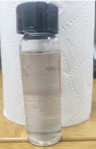 95% ความเข้มข้น Tributyrin Short Chain Fatty Acid สารเสริมอาหารที่มีการตัดกระเพาะอาหารเพื่อส่งเสริมการเติบโตในนกหมู